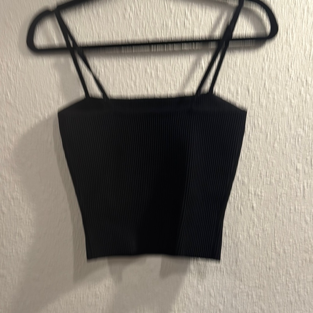 Babaton Ribbed Tank Top - Picture 3 of 3